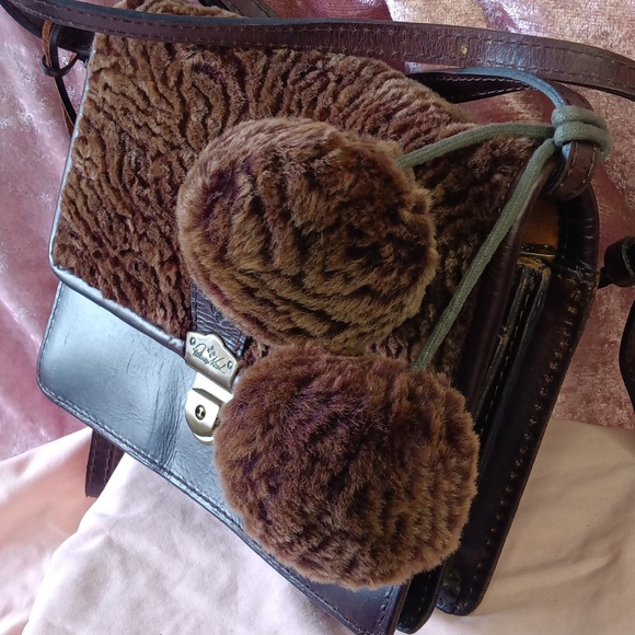 Patricia Nash Leather/Fur Crossbody - Picture 2 of 11